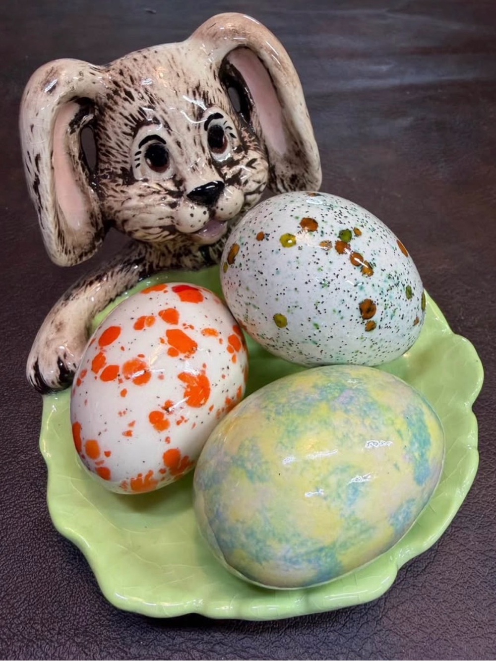 Vintage Ceramic Bunny with Green Leaf Dish and Decorative Speckled Easter Eggs